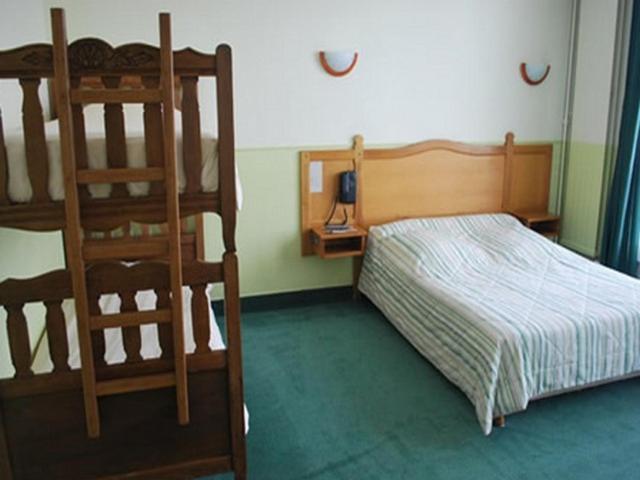 Logis Hotel & Restaurant - Le Normandie Caudebec-en-Caux Zimmer foto